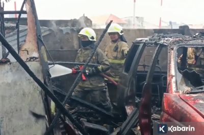 Gara-gara Bakar Sampah, Bengkel di Cengkareng Ludes Dilahap Api