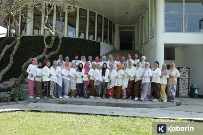 Kartini Masa Kini: ISP Bandung Gabungkan Tradisi dan Kreativitas