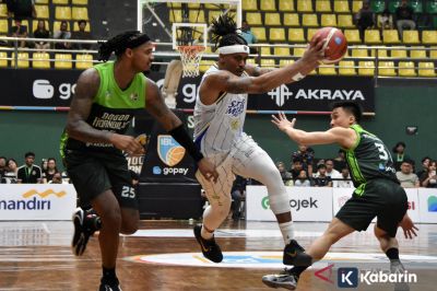 Jalen Jones Bawa Satria Muda Kalahkan Bogor Hornbills 93-91