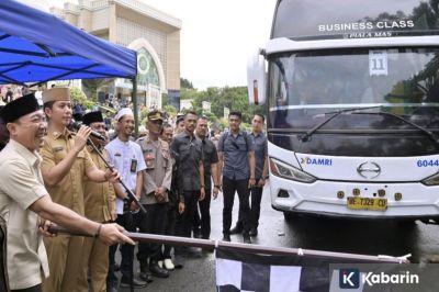 413 Calon Haji asal Lampung Selatan Diberangkatkan