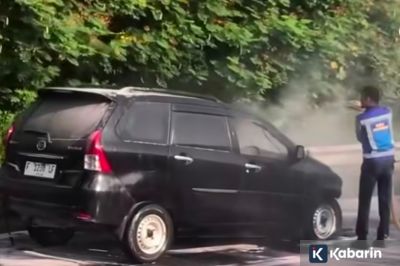 Korsleting Listrik Diduga Jadi Penyebab Mobil Terbakar di Tol Jagorawi