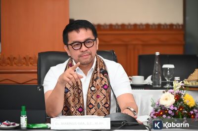 DPR Minta BGN Tak Rangkap Fungsi dalam Program MBG