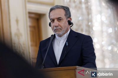 Menlu Iran Akui Bahwa Ada Ranjau di Selat Hormuz