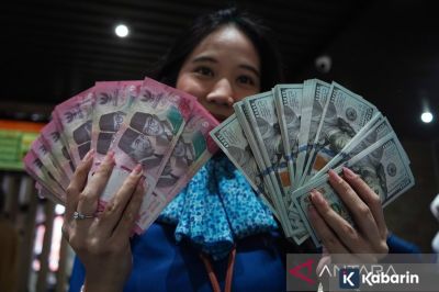 Rupiah Berada di Angka Rp18.134 per Dolar AS pada Selasa Pagi