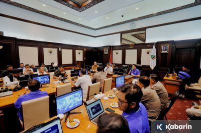 Wagub Jabar Imbau Bobotoh Jaga Kekondusivan Seiring Laga Persib