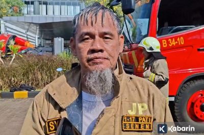 70 Personel Dikerahkan untuk Padamkan Kebakaran di Binus Kemanggisan