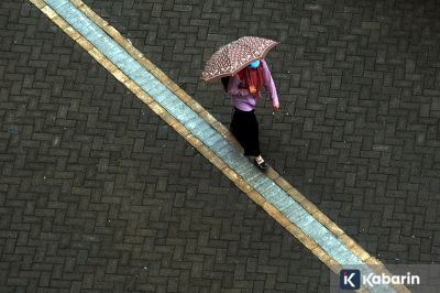 Hujan Ringan Berpotensi Guyur Sebagian Besar Indonesia Jumat Ini