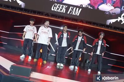 Geek Fam Singkirkan Dewa United 3-0 di Playoff MPL ID S17