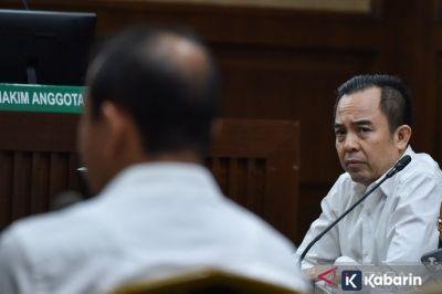 Pemilik Blueray Jalani Sidang Tuntutan Kasus Dugaan Korupsi Bea Cukai