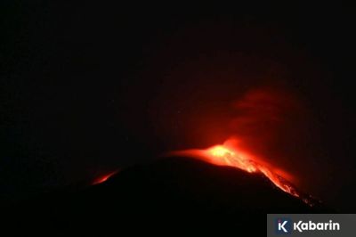 Gunung Ili Lewotolok Erupsi, Kolom Abu Capai 600 Meter di Atas Puncak