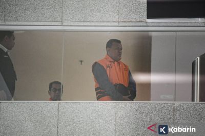 KPK Ungkap Ada Pihak yang Jemput Bupati Kuansing Saat OTT