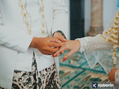 Inilah keunggulan serta tantangan dalam menikah dengan pria lebih tua