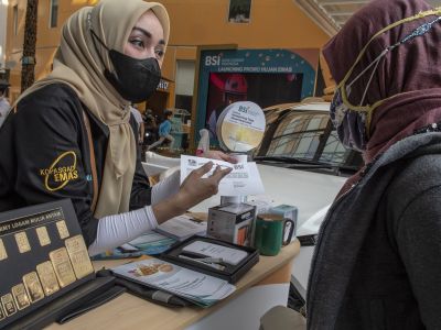 Cara "simpan" uang dan investasi selain menabung di bank
