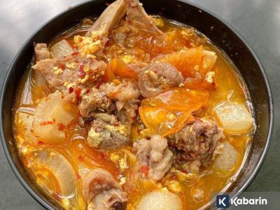 Dampak berbahaya jika keseringan makan pedas pada saluran cerna