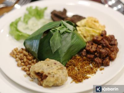 Nasi Ulam Betawi: Kuliner hasil akulturasi yang mulai sulit dicari