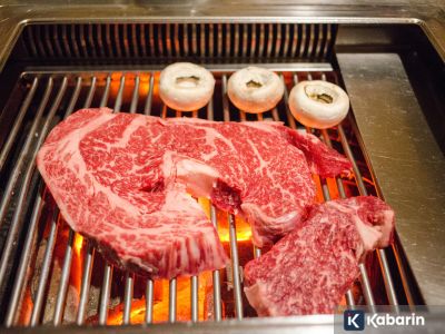 Sekilas tampak sama, ini bedanya daging wagyu meltique dan wagyu asli