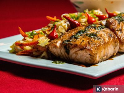 Resep salmon panggang favorit Putri Diana yang ternyata gampang banget dibuat