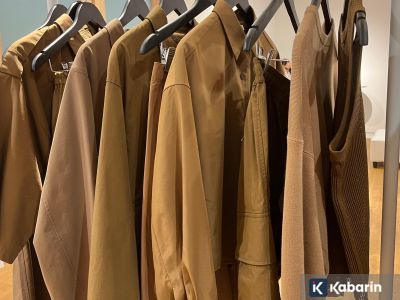 Tips milih warna baju biar kulit keliatan lebih cerah