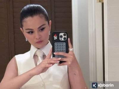 Lagu baru Selena Gomez berjudul "In the Dark" jadi soundtrack series Nobody Wants This