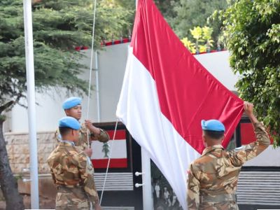 TNI AL kibarkan merah putih di Lebanon saat HUT RI