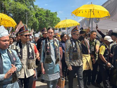 Wapres, Menpar hingga Kepala PCO hadiri Festival Pacu Jalur 2025