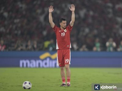 Thom Haye dan Pattynama kena sanksi empat laga usai ribut dengan wasit