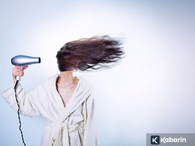 Punya masalah rambut kering? Simak tips ini untuk mengatasinya
