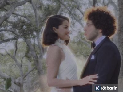 Selena Gomez resmi menikah dengan Benny Blanco akhir pekan kemarin