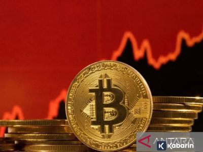 Bitcoin tembus harga tertinggi sepanjang masa, sentuh Rp2 miliar per koin