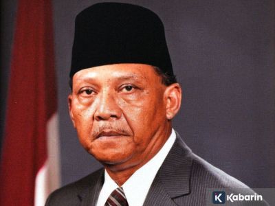 Mengenal Umar Wirahadikusumah, sosok Wapres ke-4 RI