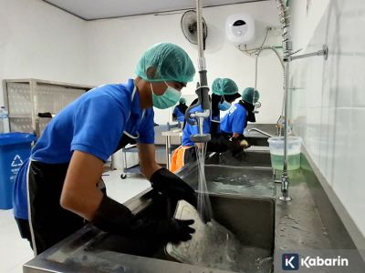 Cegah keracunan, dapur SPPG di Lampung cuci ompreng sampai tiga kali lho