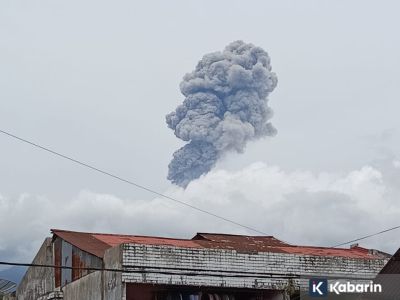 Gunung Marapi meletus siang ini, abu vulkanik meninggi 1,5 kilometer