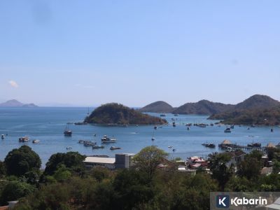 Potensi adanya gelombang tinggi di Labuan Bajo terjadi hingga esok hari
