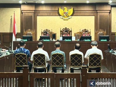 Lima petinggi perusahaan divonis 4 tahun penjara dalam kasus korupsi gula