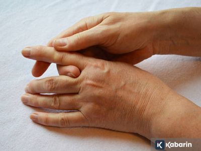 Begini cara atasi jari kaku pas baru bangun tidur
