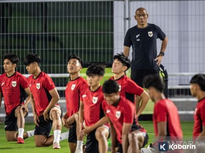 Nova Arianto ingatkan para pemain timnas U-17 untuk tidak cepat puas