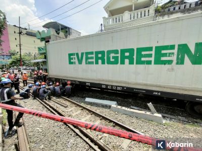 KA barang anjlok di Surabaya Pasar Turi dan bikin jalur sempat terganggu