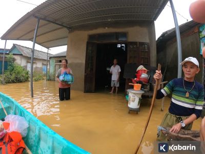 Banjir terburuk di Vietnam tengah, 72 tewas dan jaringan kereta lumpuh