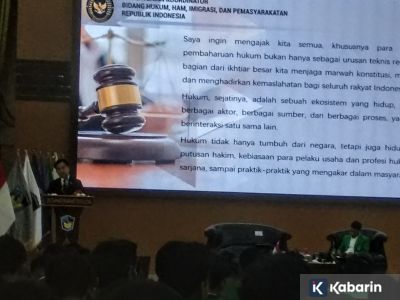 Menko Yusril heran soal fenomena masyarakat lebih pilih lapor Damkar dibandingkan Polisi