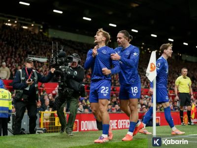 Tampil dengan 10 pemain, Everton permalukan Manchester United di kandangnya