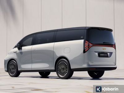 Minivan Geely Galaxy V900 cetak rekor baru usai berhasil tampung penumpang terbanyak
