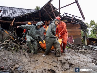 9 korban banjir bandang di Agam telah dievakuasi tim SAR gabungan