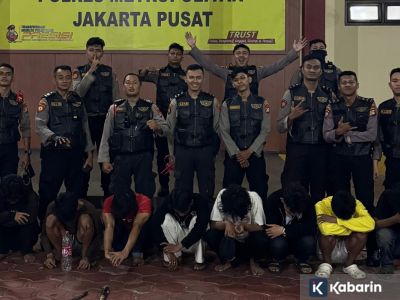 Delapan remaja ditangkap Polisi usai terlibat tawuran di bawah flyover Roxy Jakpus