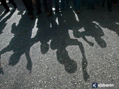 Puluhan ribu warga Filipina turun ke jalan desak pejabat negara mundur