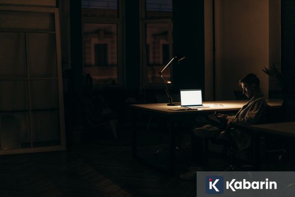Psikolog Sebut Menunda Pekerjaan Tidak Selalu Buruk bagi Kreativitas