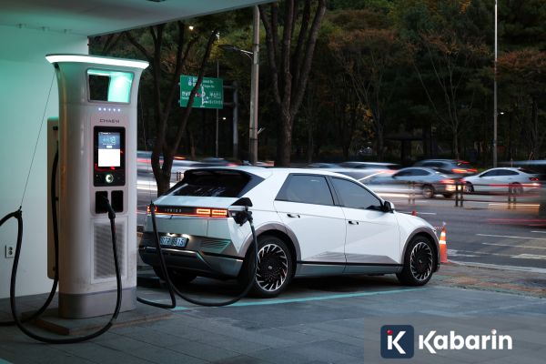 Beberapa Mobil Listrik Hyundai & Kia Disarankan Parkir di Luar Ruangan