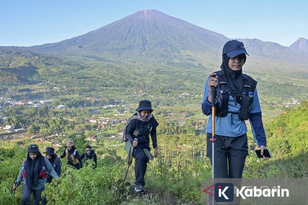 Mau Mendaki Gunung? Ini Hal-Hal Penting yang Wajib Kamu Perhatikan