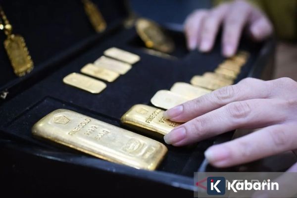 Senin Pagi Harga Emas Antam Turun Rp16.000 per Gram Jadi Rp2,809 Juta/Gram