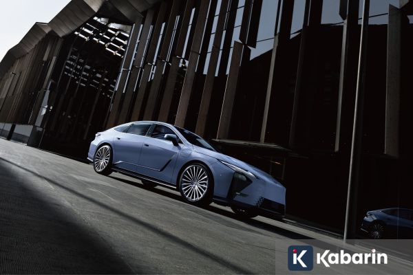 Lexus ES 350e Buktikan Jarak Tempuhnya Tembus 472 Km Sekali Cas