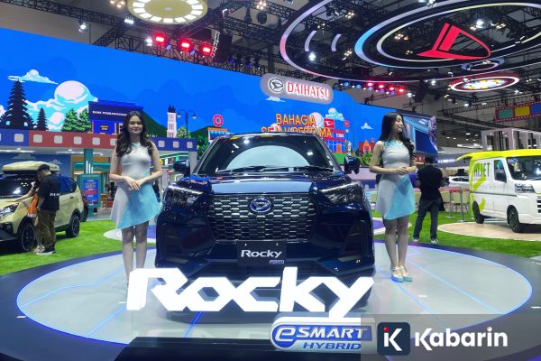 Daihatsu Sigra dan Rocky Sabet Gelar Mobil Terbaik 2026
